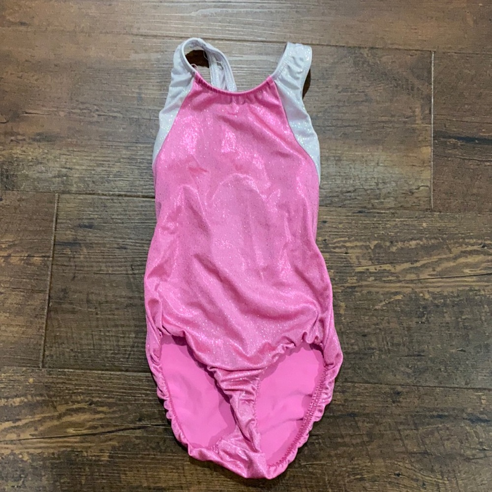 Gymnastics leotard